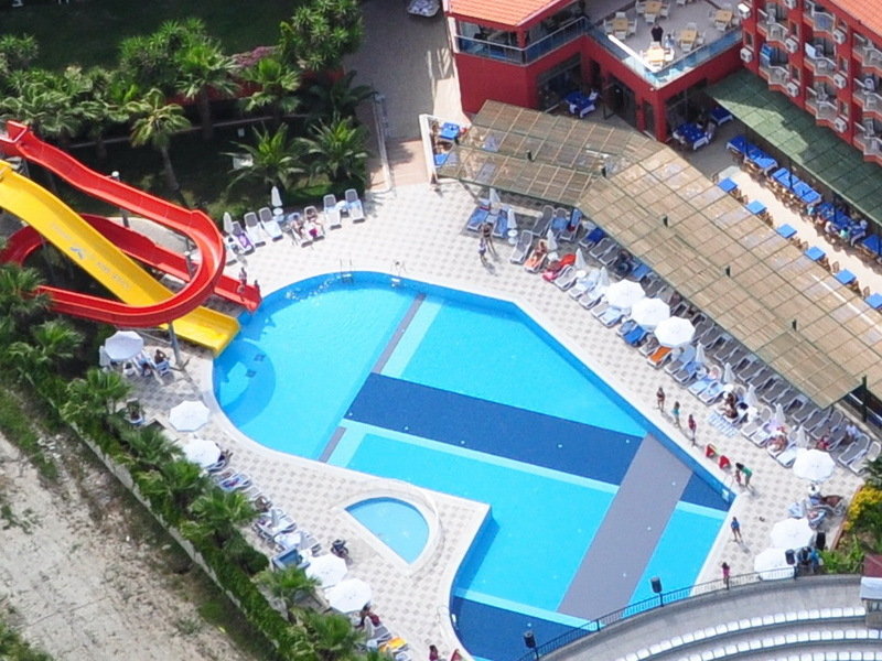 Club Side Coast Hotel 20/31