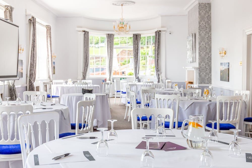 The Mount Pleasant Hotel 42/50