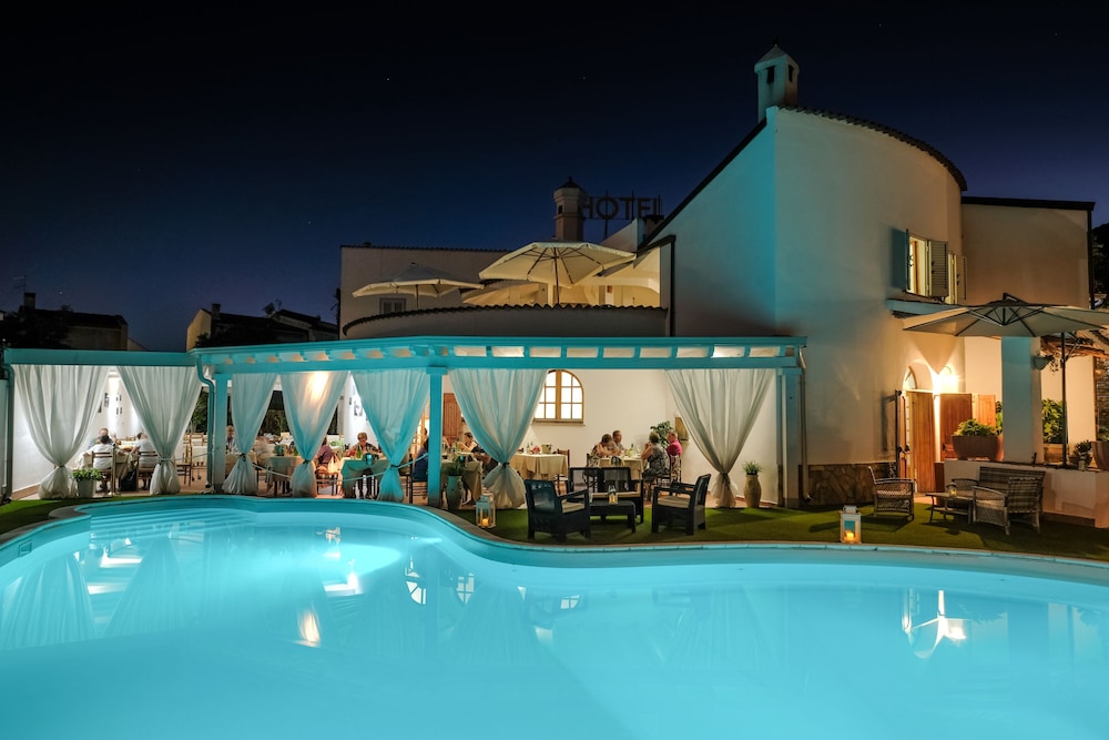 Hotel Ristorante L'aragosta 6/48