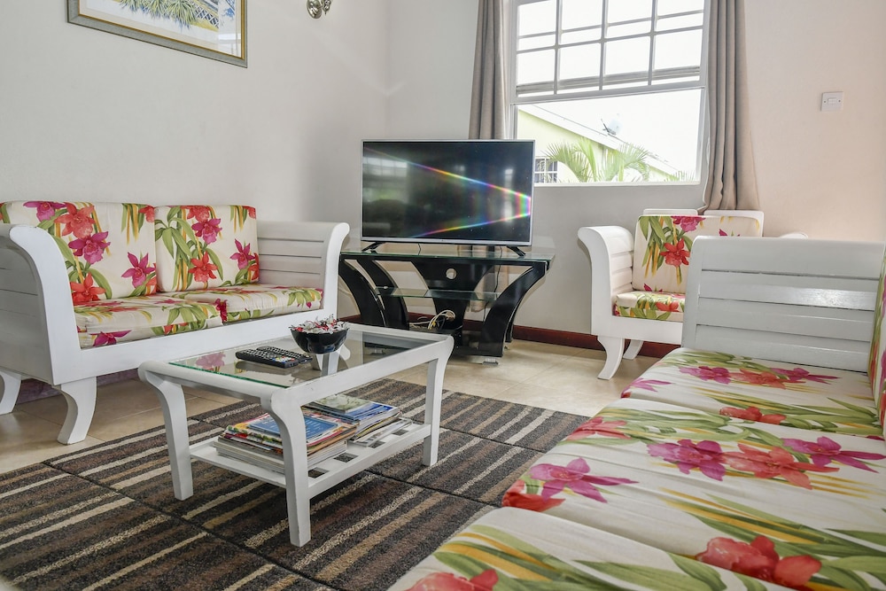 Best E Villas Providence 15/39