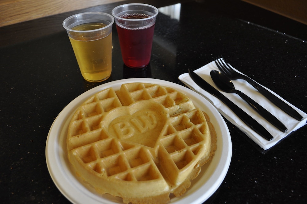 Best Western Plus Columbia Inn 18/53