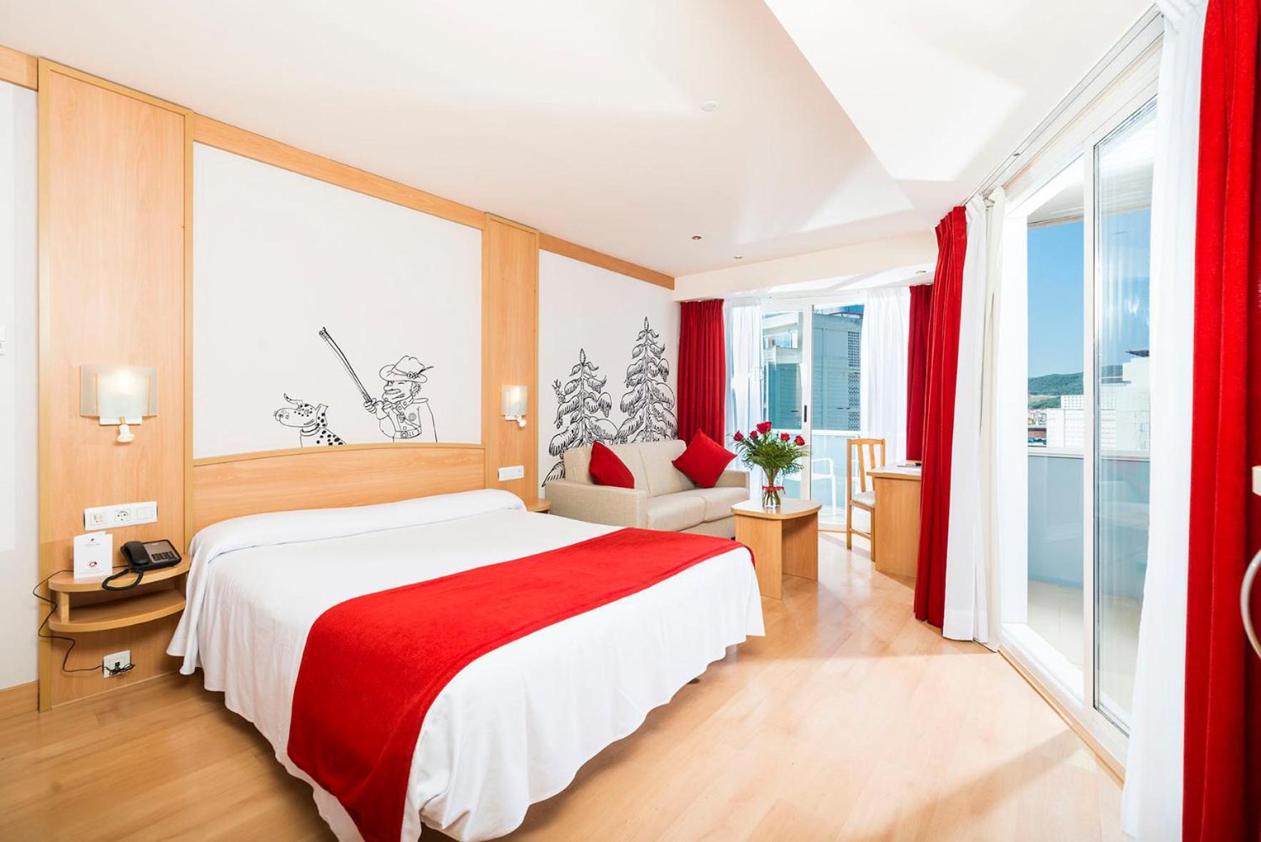 Superior, Suite, Queen Bed, Sofa
