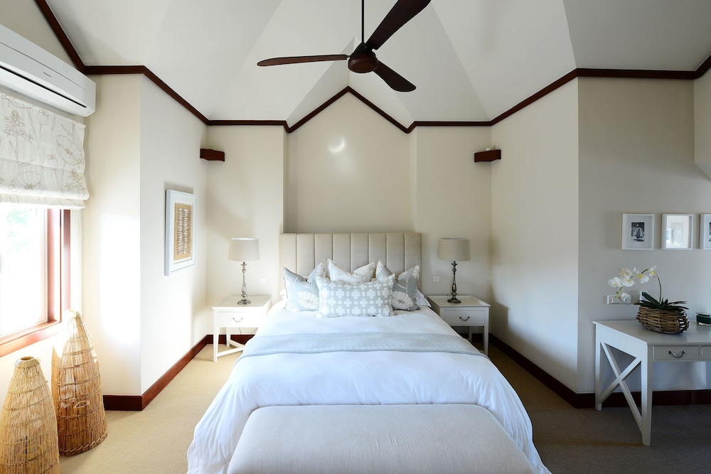 Heritage The Villas 27/82