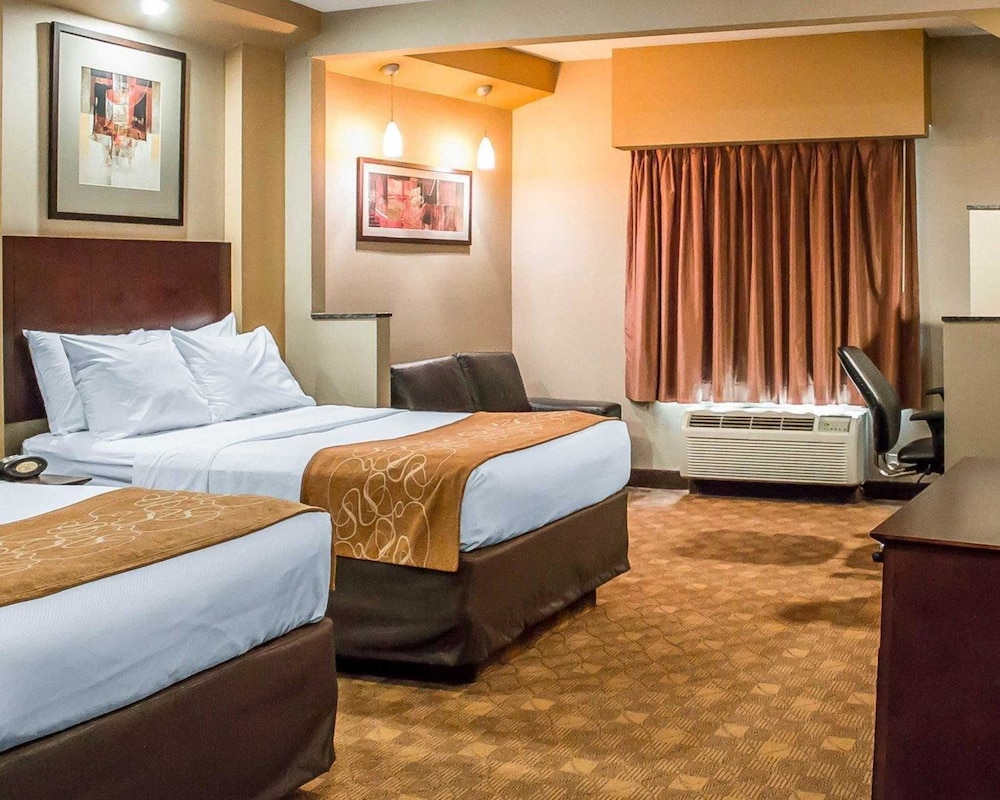 Comfort Suites Perrysburg - Toledo South 12/49