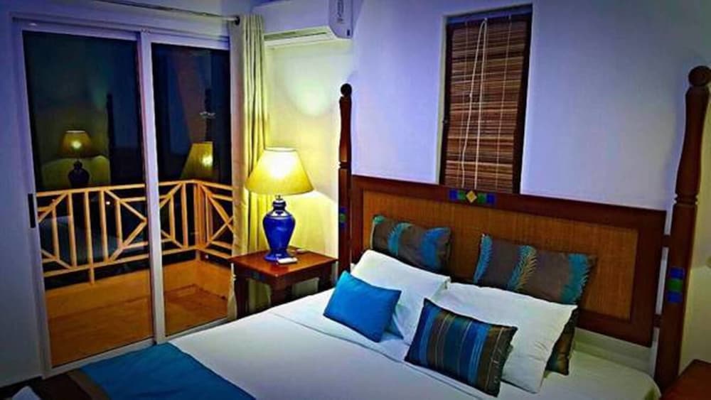 Ocean Villas Apartments 14/50