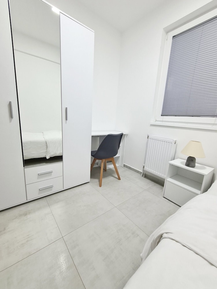 Urban Serviced Apartments 32/50