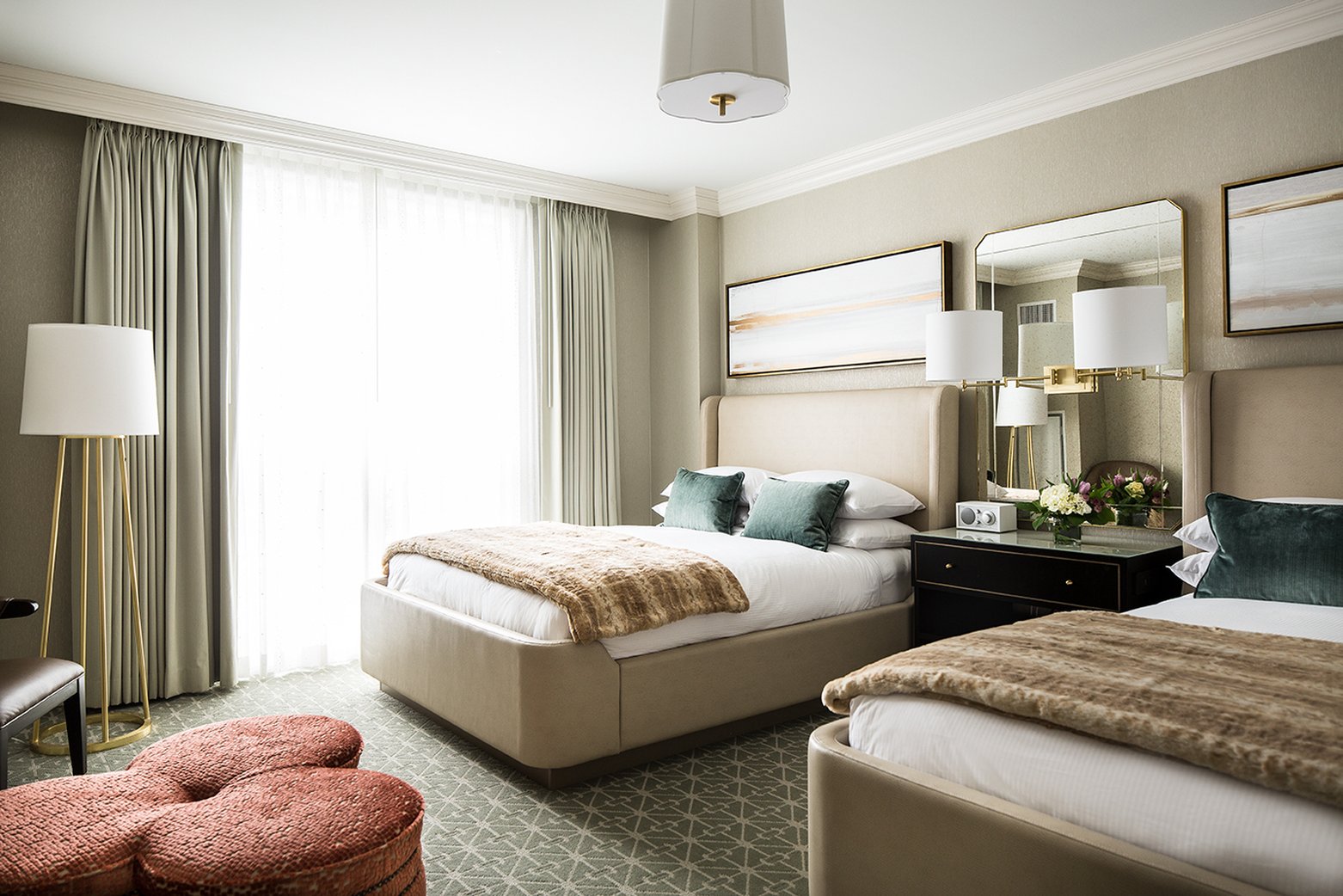 Delamar West Hartford 32/75
