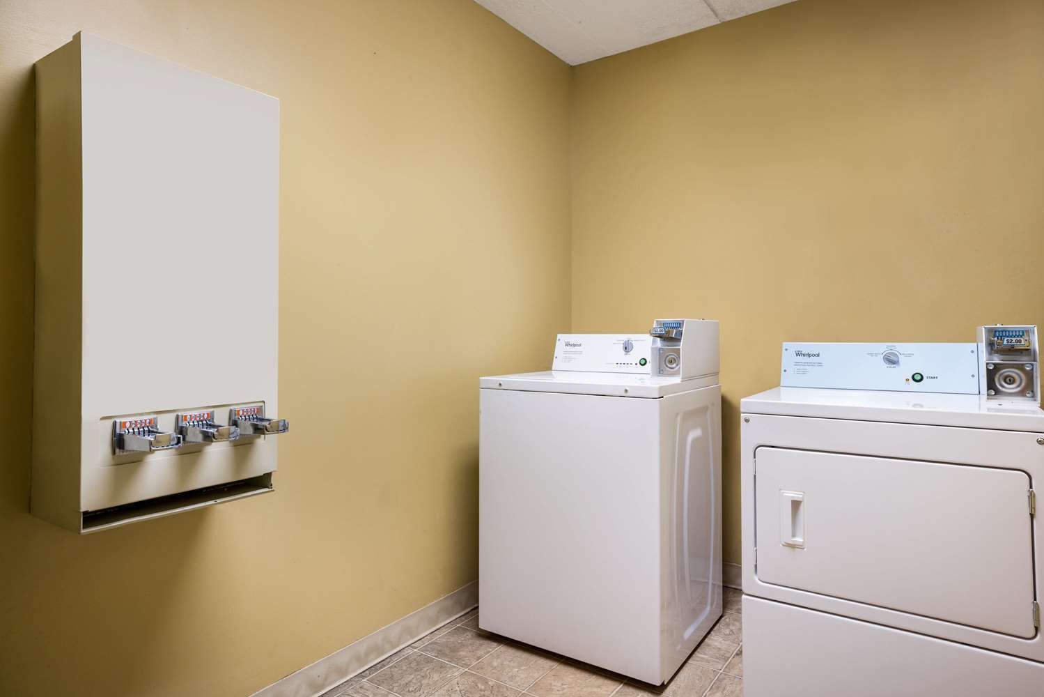 Quality Inn & Suites Syracuse Fairgrounds 5/27