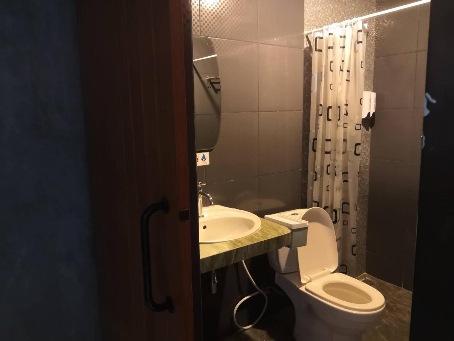 Phooree Boutique Hotel 35/36