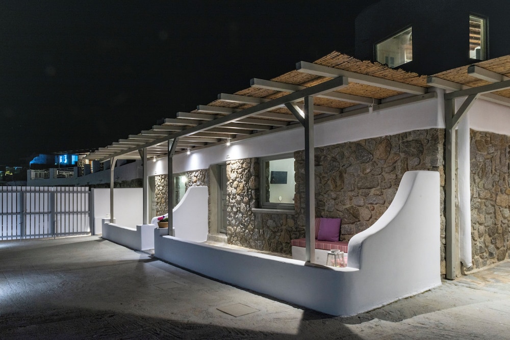Mykonos Azure 6/50