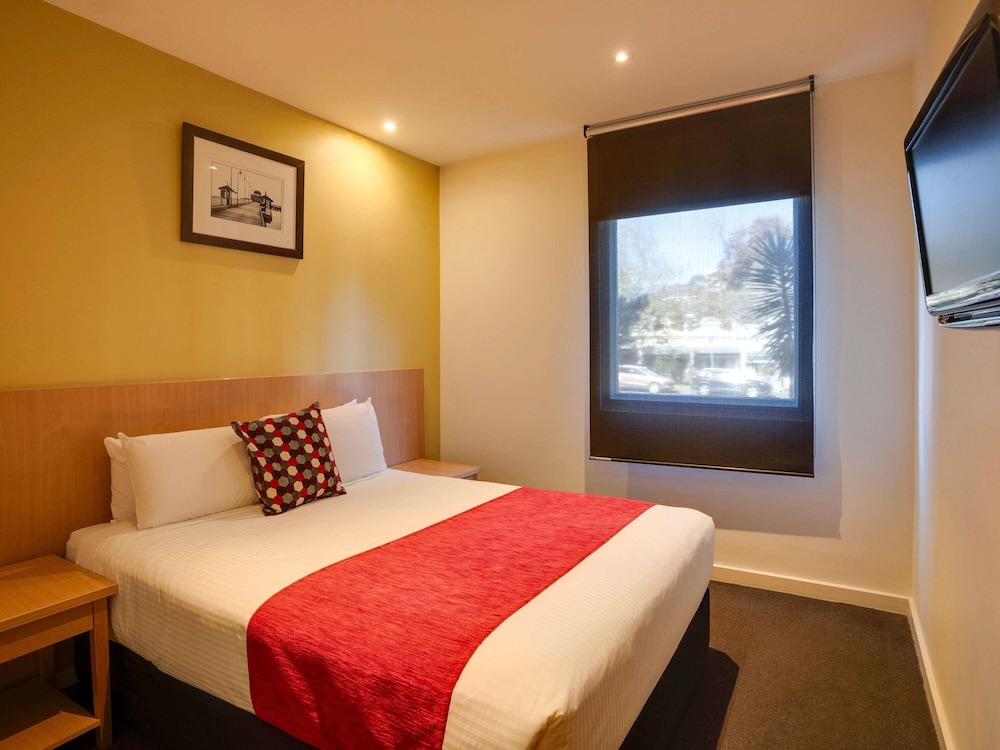 Mercure North Melbourne 15/63