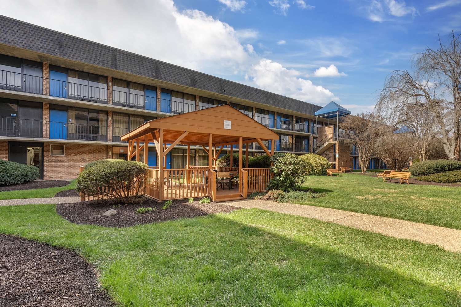 Quality Inn Vienna - Tysons Corner 41/42