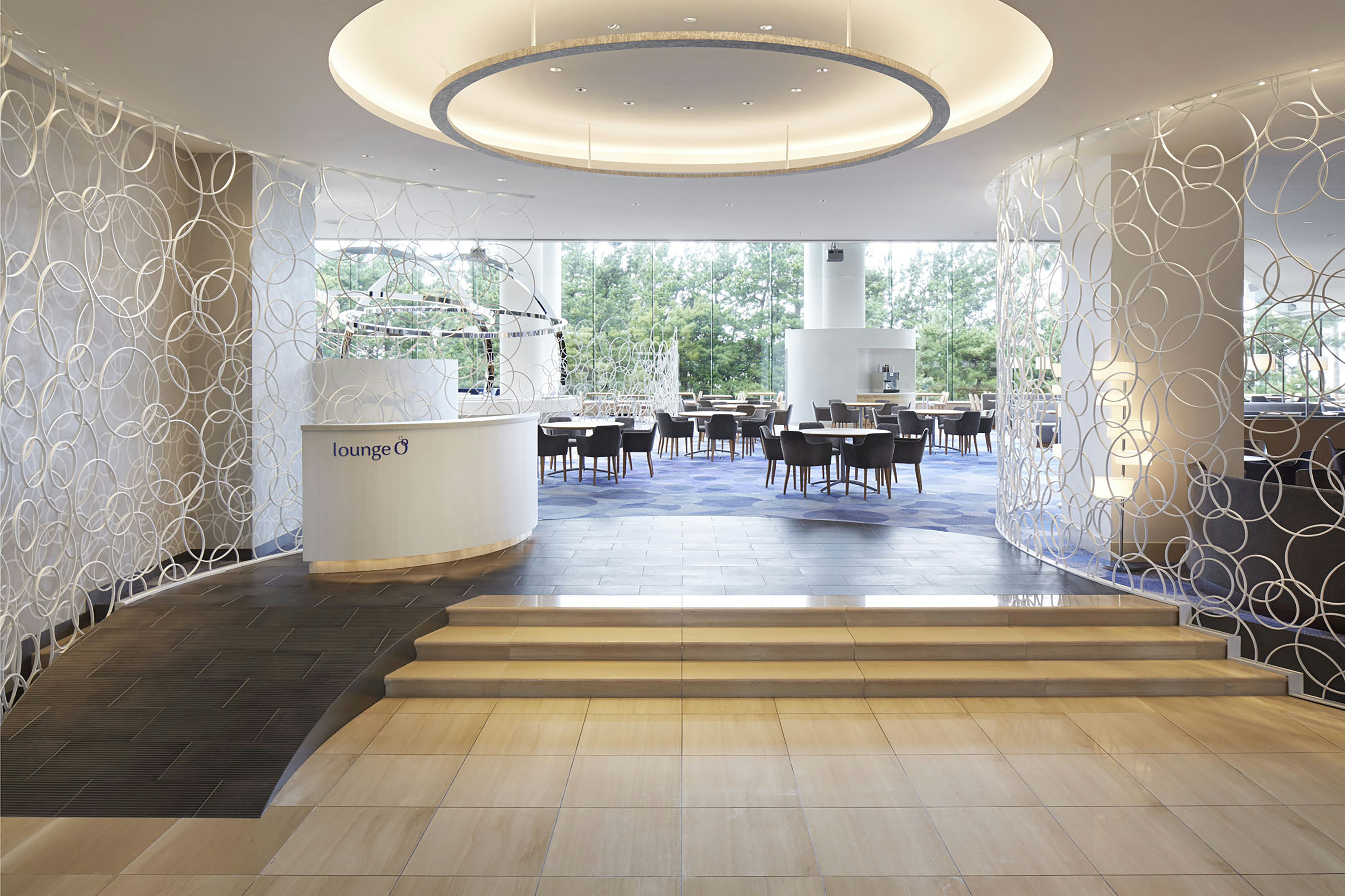 Hilton Tokyo Bay 15/76