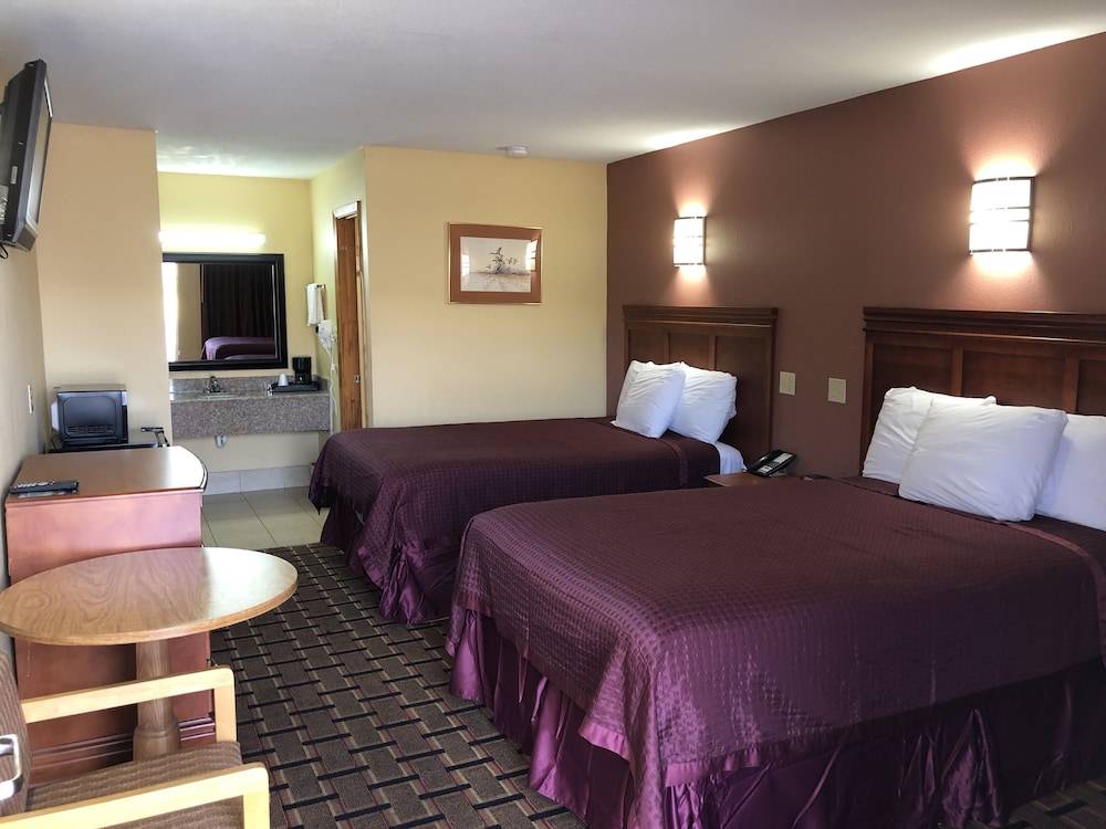 Americas Best Value Inn Indianola 10/26