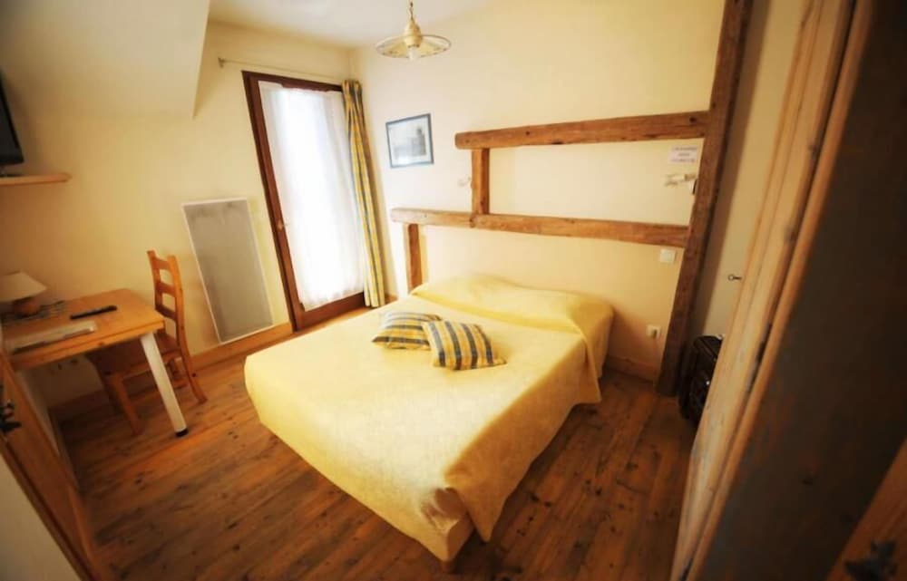 Auberge D Anthy 9/50