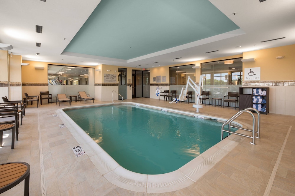 Hotel Courtyard By Marriott Russellville in RUSSELLVILLE - AR