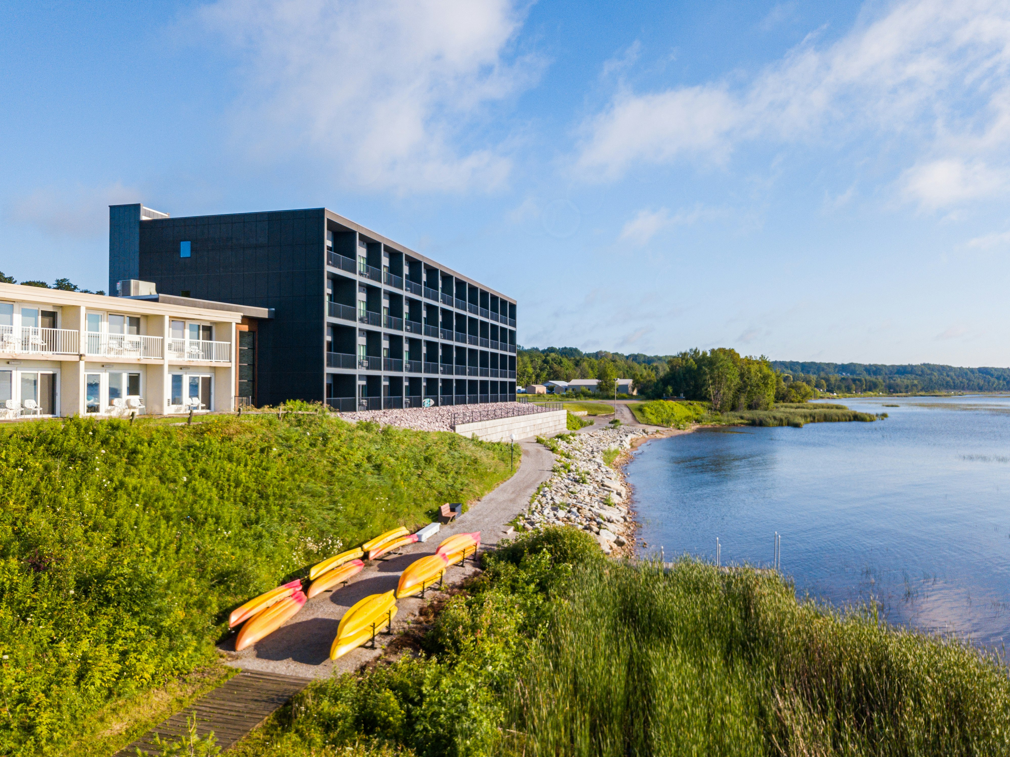 Terrace Bay Hotel 21/24
