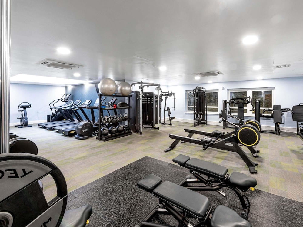 Mercure Manchester Norton Grange Hotel & Spa 42/70