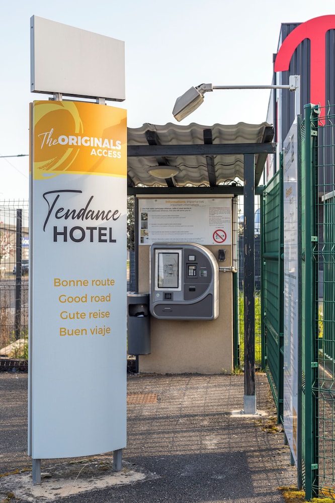 The Originals Access Tendance Hotel Saint Etienne Aeroport 31/50
