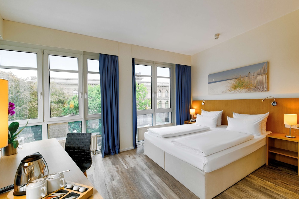 Hotel Berlin Mitte By Campanile 15/50