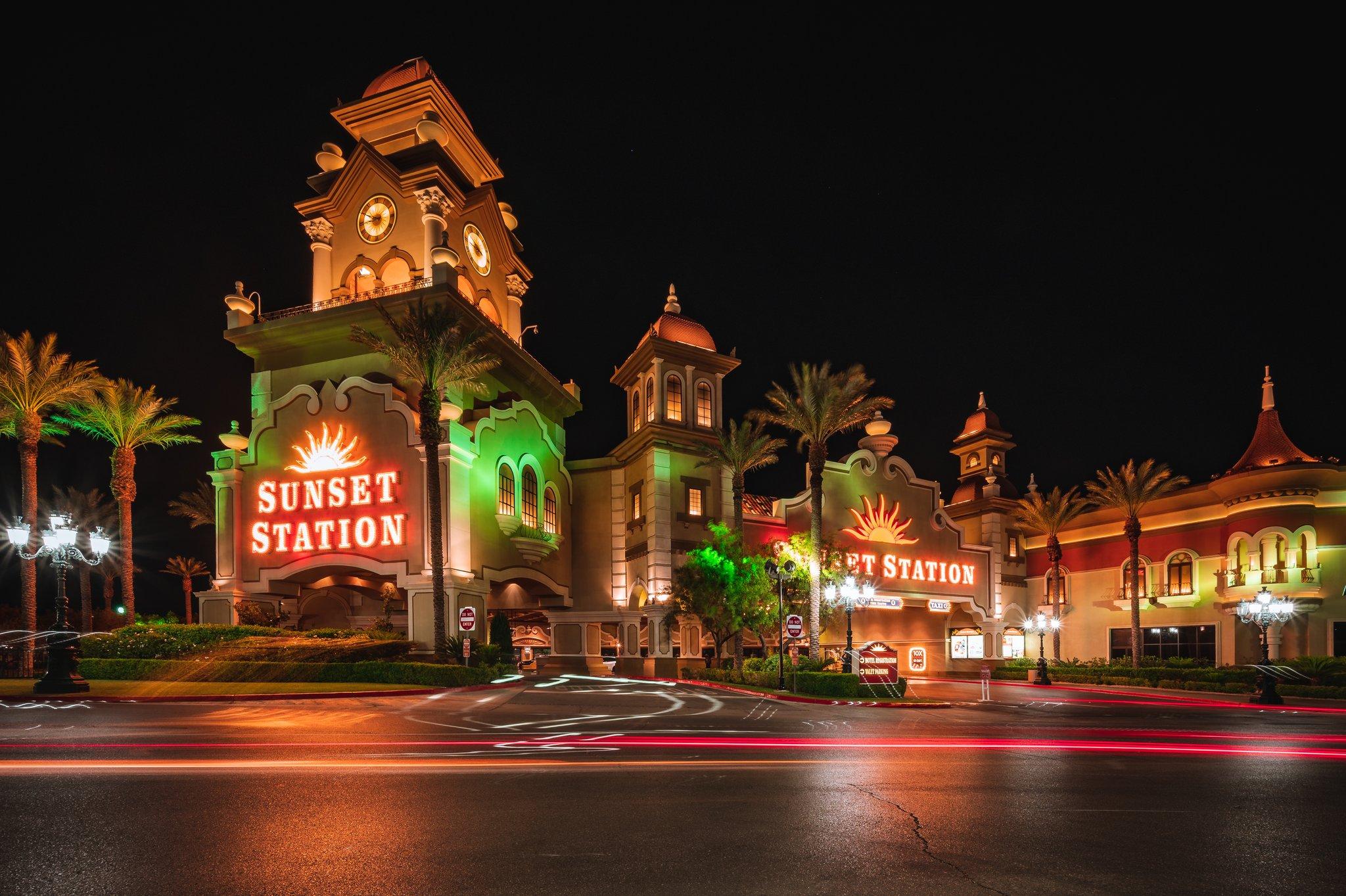 غرفة ديلوكس مفردة، Sunset Station Hotel and Casino 2/3