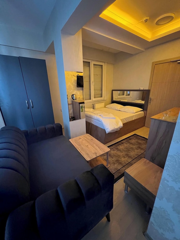 Near Suites Atasehir 18/26