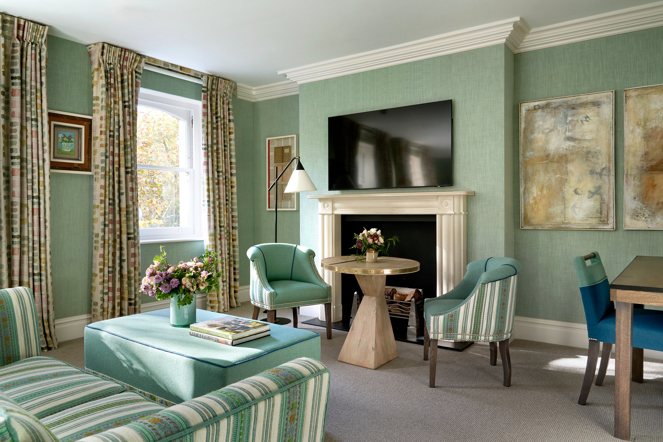 Knightsbridge 33/67