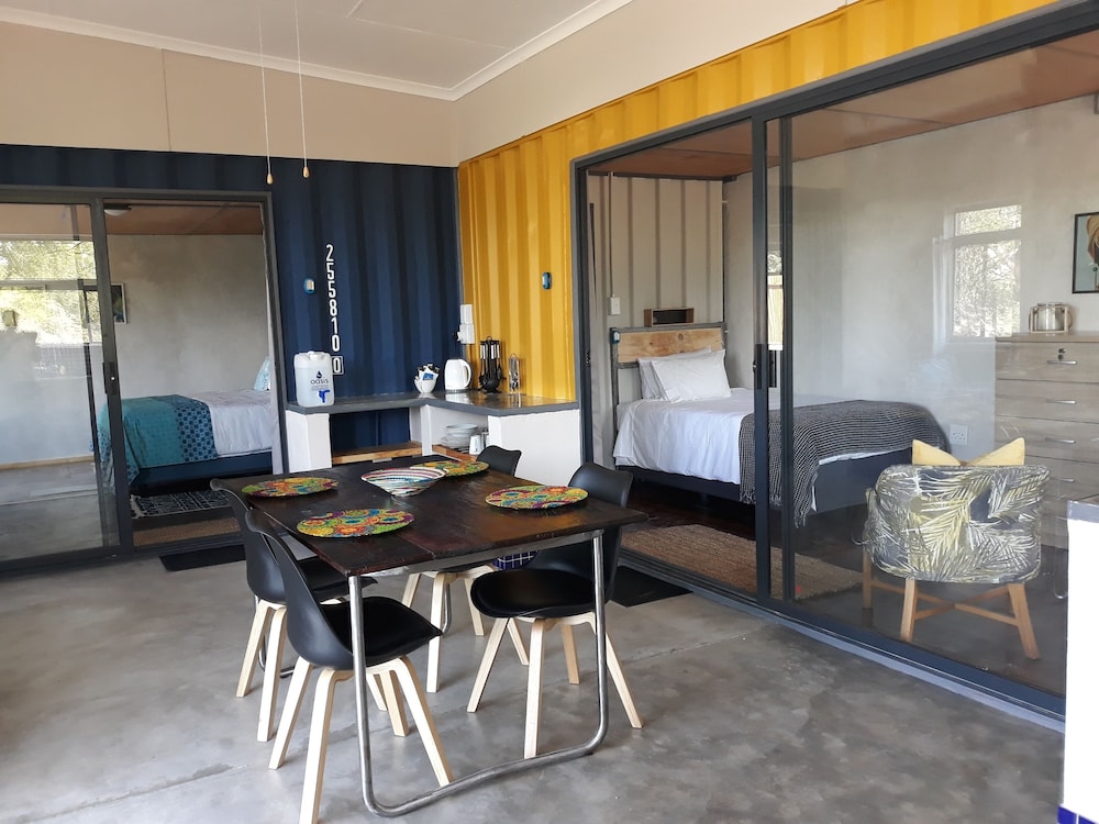 24 Degrees Self-Catering 33/44