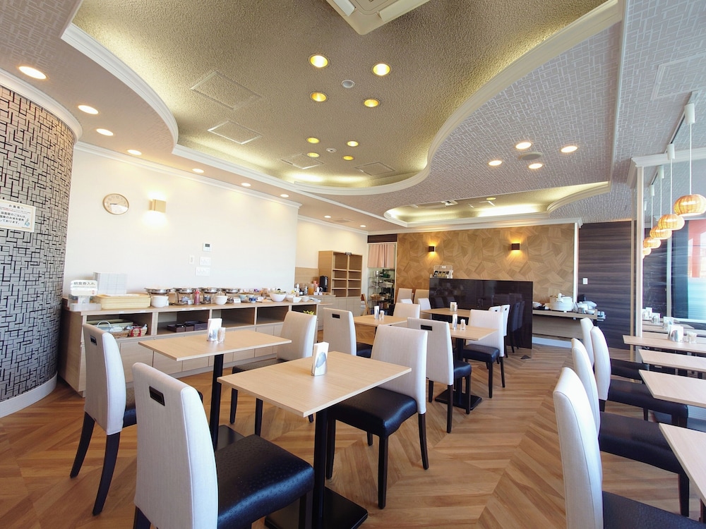 Apa Hotel Tonami-Ekimae 52/64