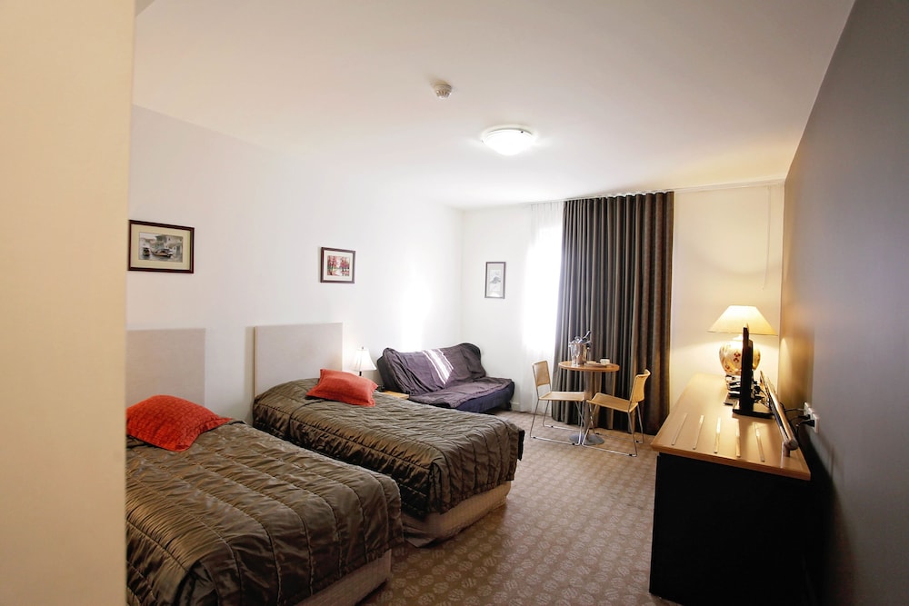 Golden Pebble Hotel 14/71