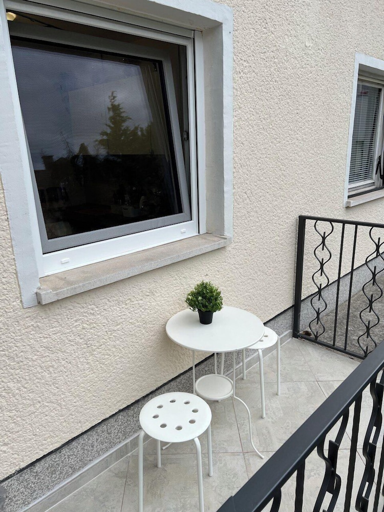 EMONA Guesthouse Ljubljana 20/26
