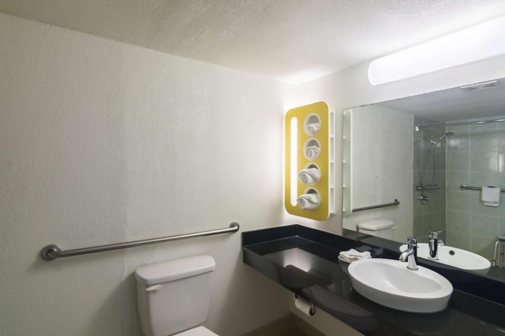 Motel6 Wichita Falls, TX - North 57/63
