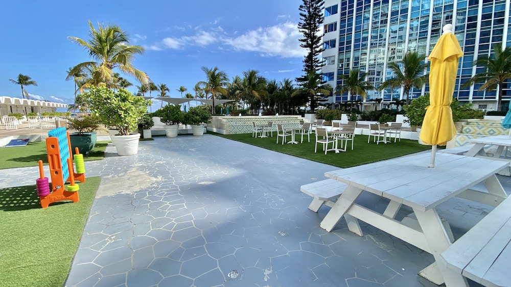 Seacoast by Miami Ambassadors 23/33