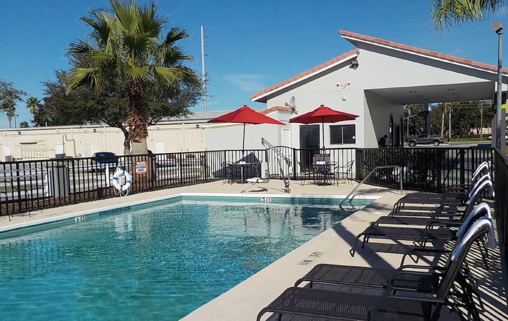 SureStay Hotel by Best Western Clermont Theme Park West in CLERMONT - FL