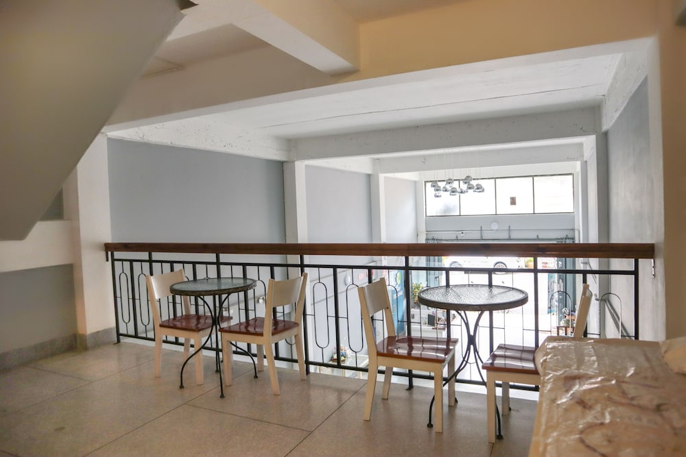 No.7 Guest House 56/61