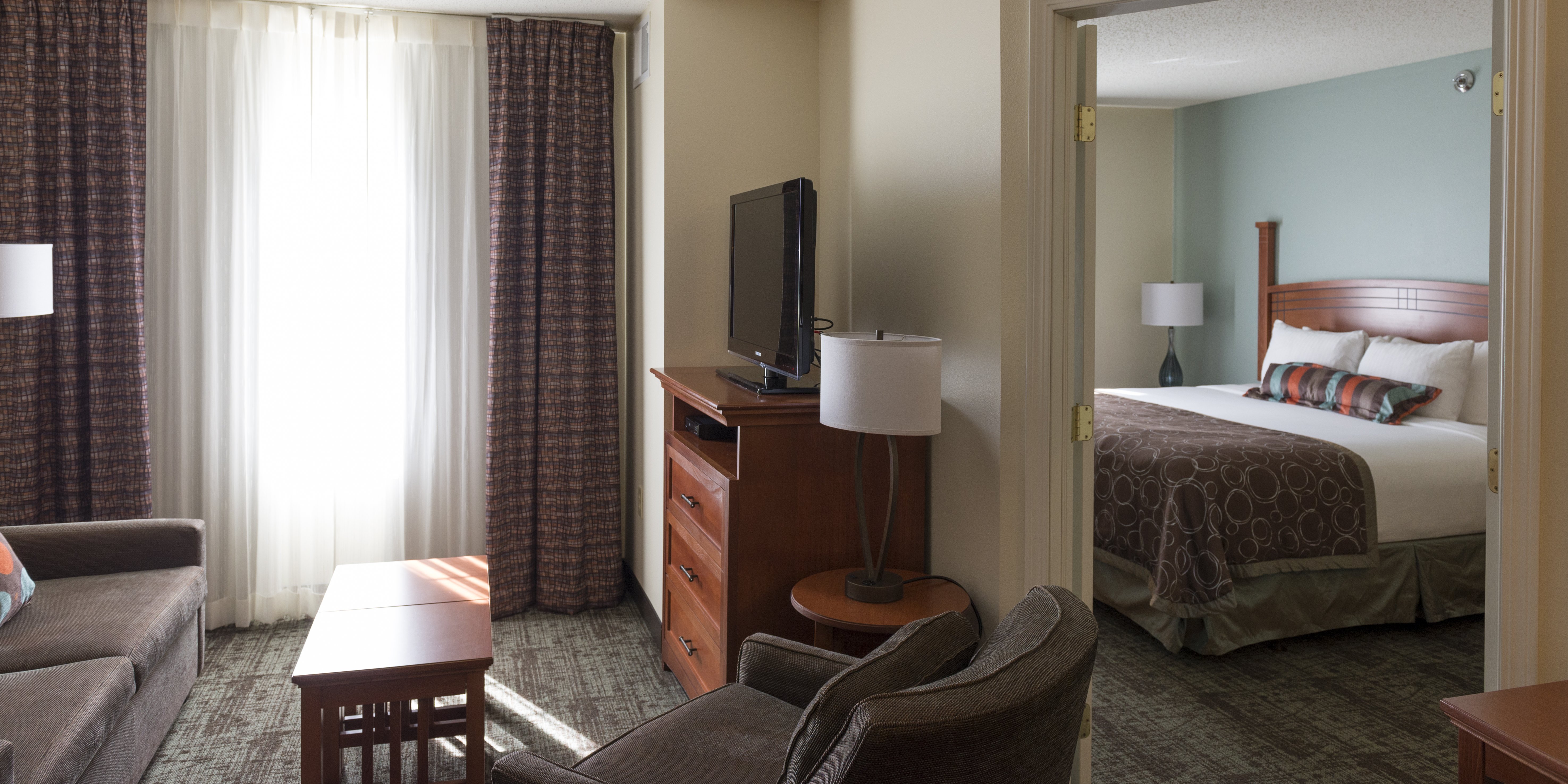 Staybridge Suites Fargo 30/53