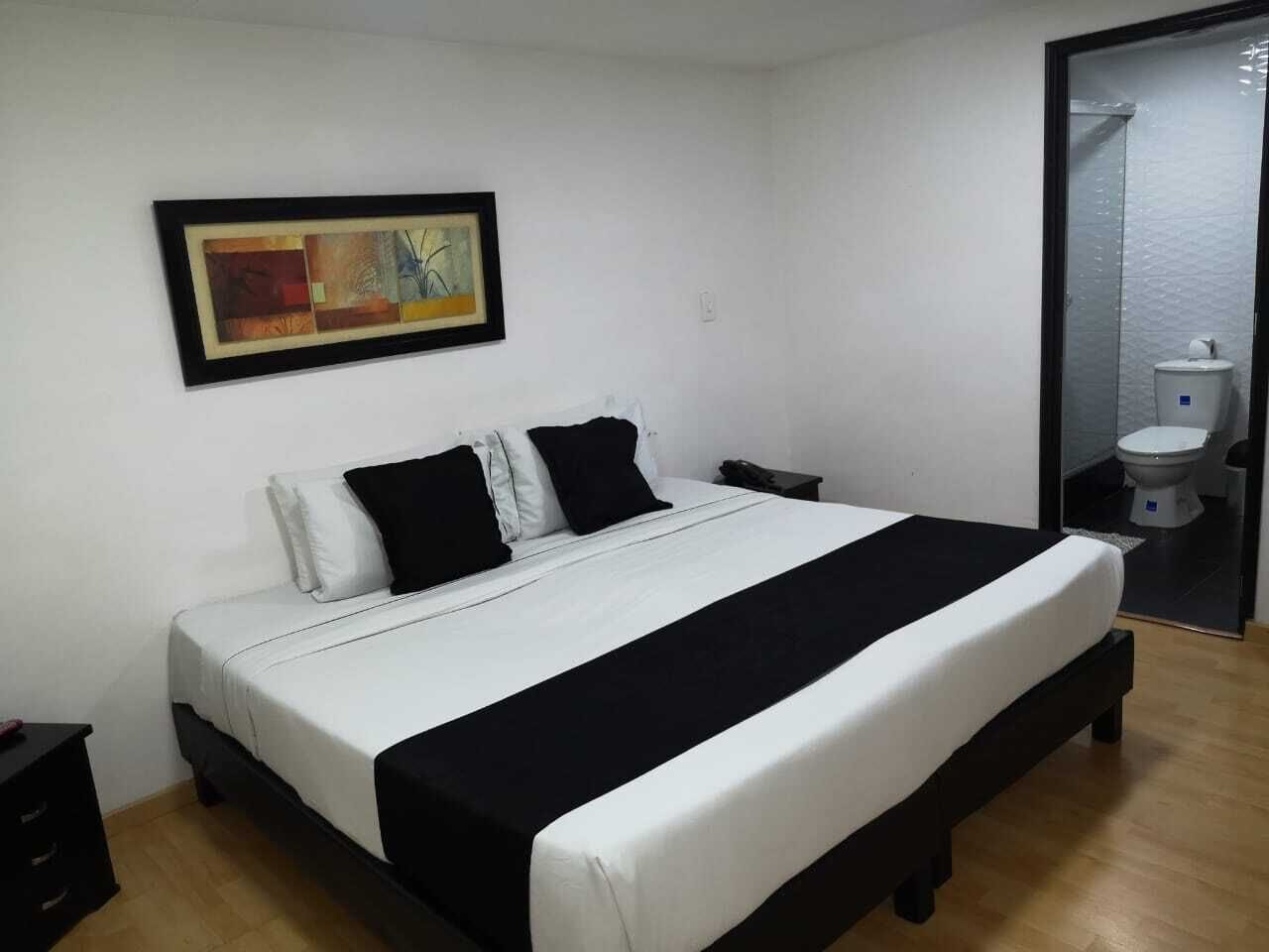 STANDARD, DOUBLE BED