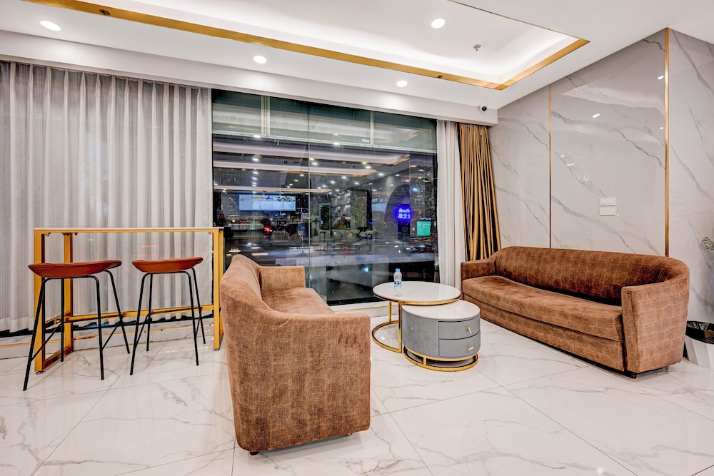 Palette The Travellers Hotel Bangkok 45/61