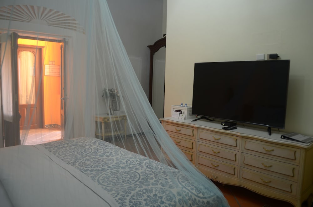 Hotel Marques del Angel 37/60
