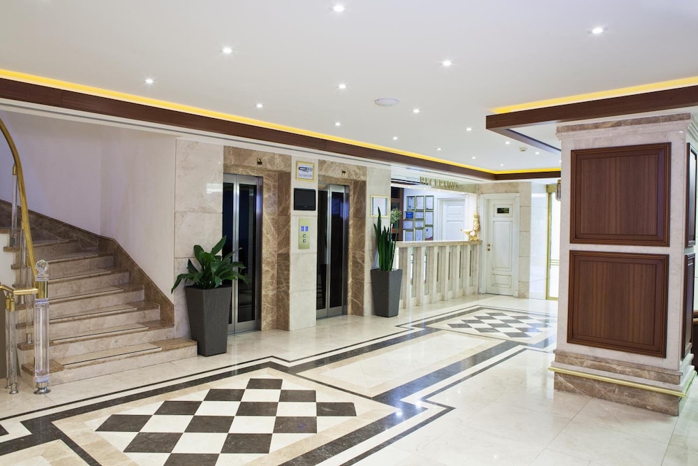 Grand Asiyan Hotel 3/46