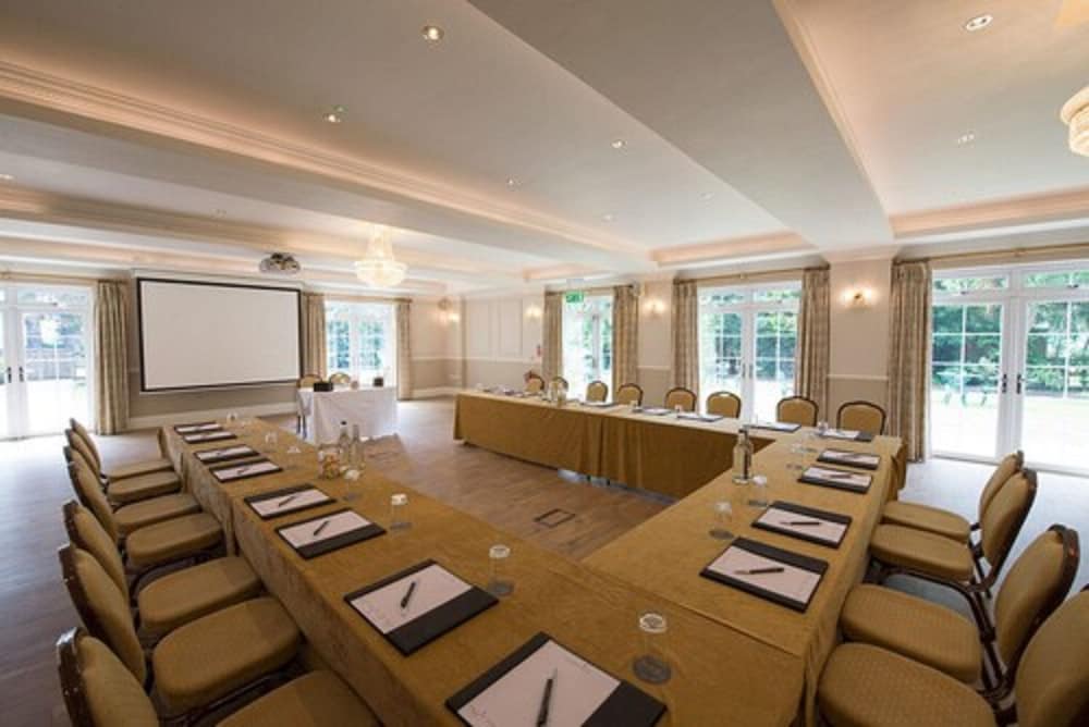 Beaulieu Hotel 39/50