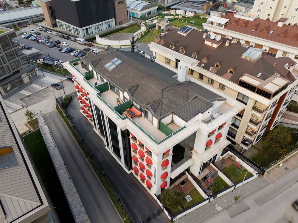 Buem Hotel Kosuyolu 8/50