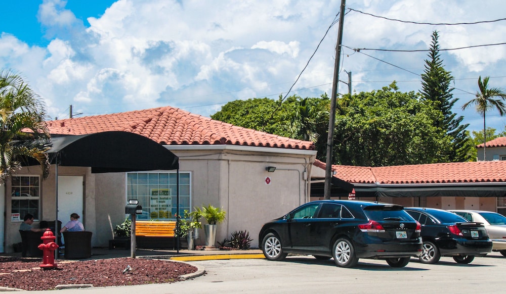 Haven Hotel Fort Lauderdale Airport 33/35