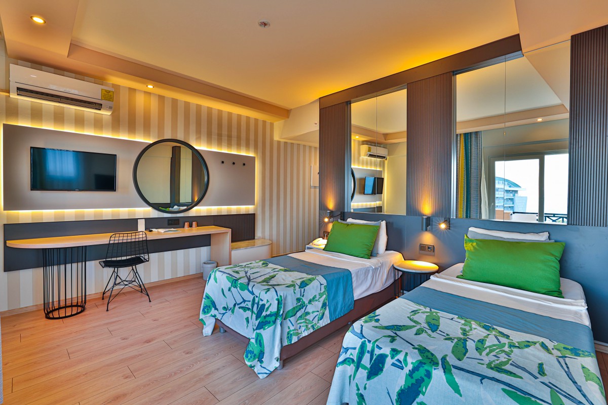 Eos Beach Hotel 23/55