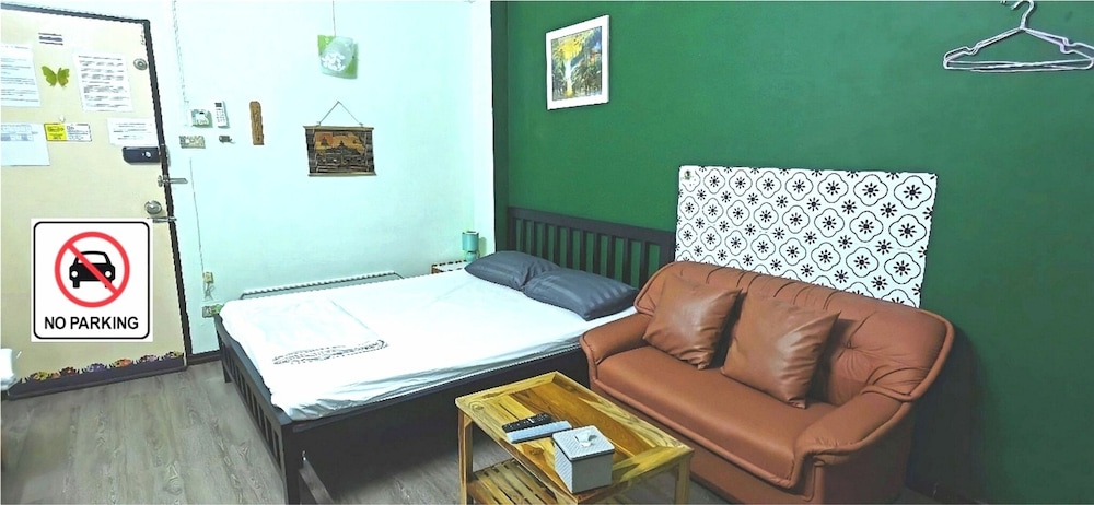 The Backpacker Station 21/32