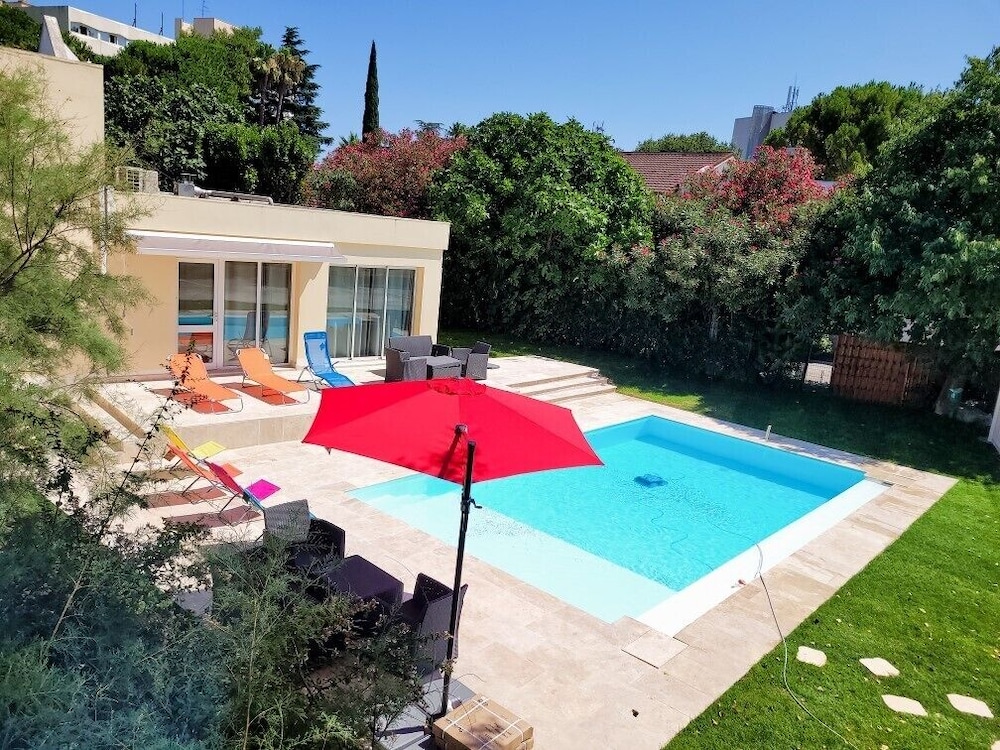 Hotel the Originals Nimes Costieres 3/60