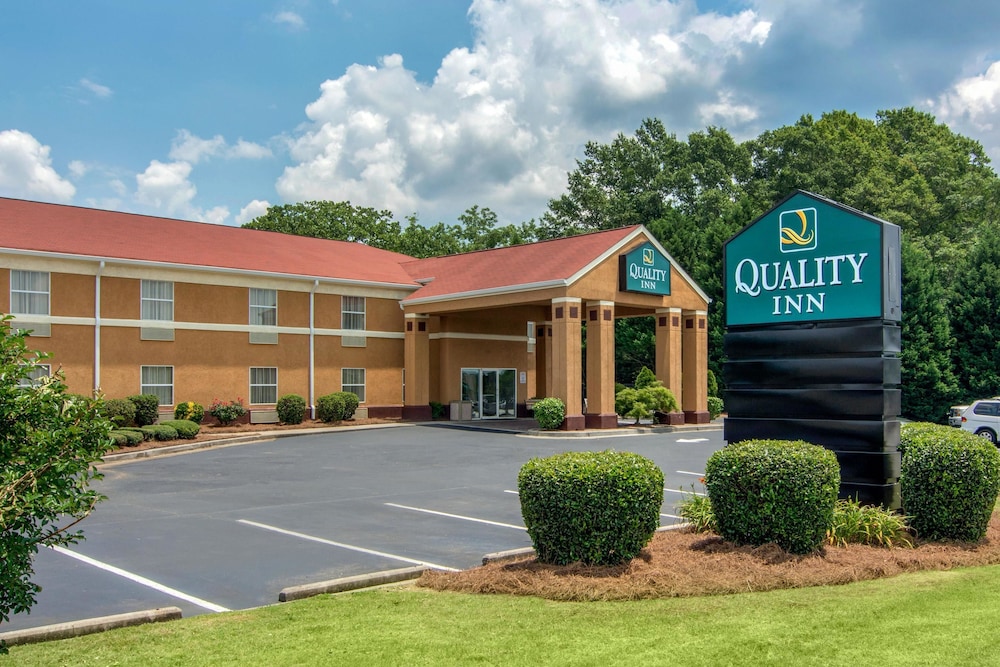 Quality Inn Loganville US Highway 78 3/31