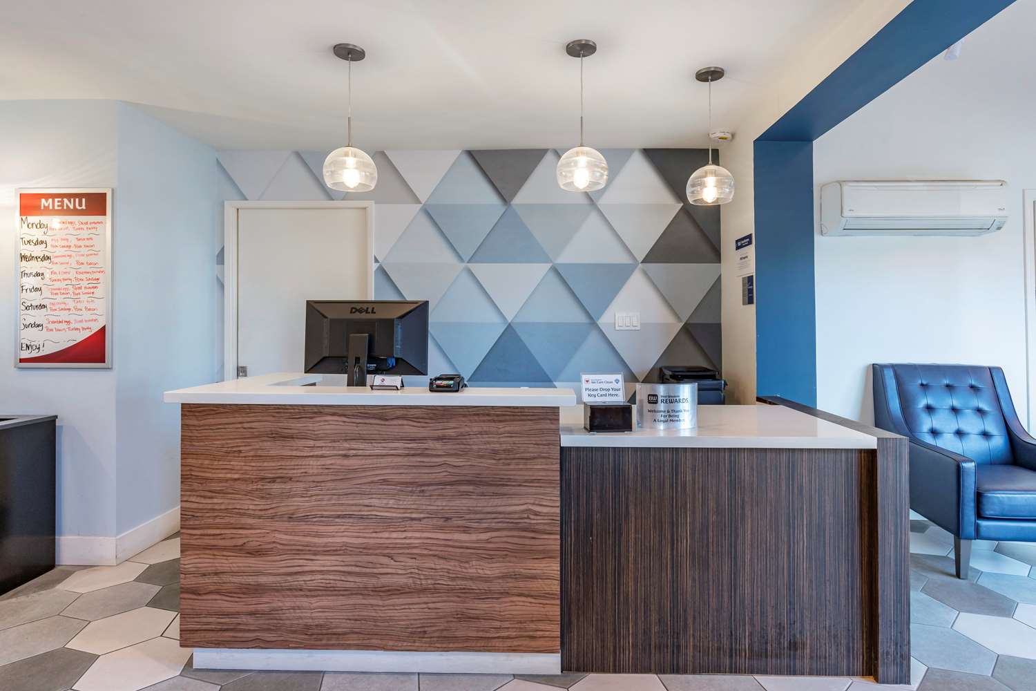 Best Western Plus Executive Suites 5/19