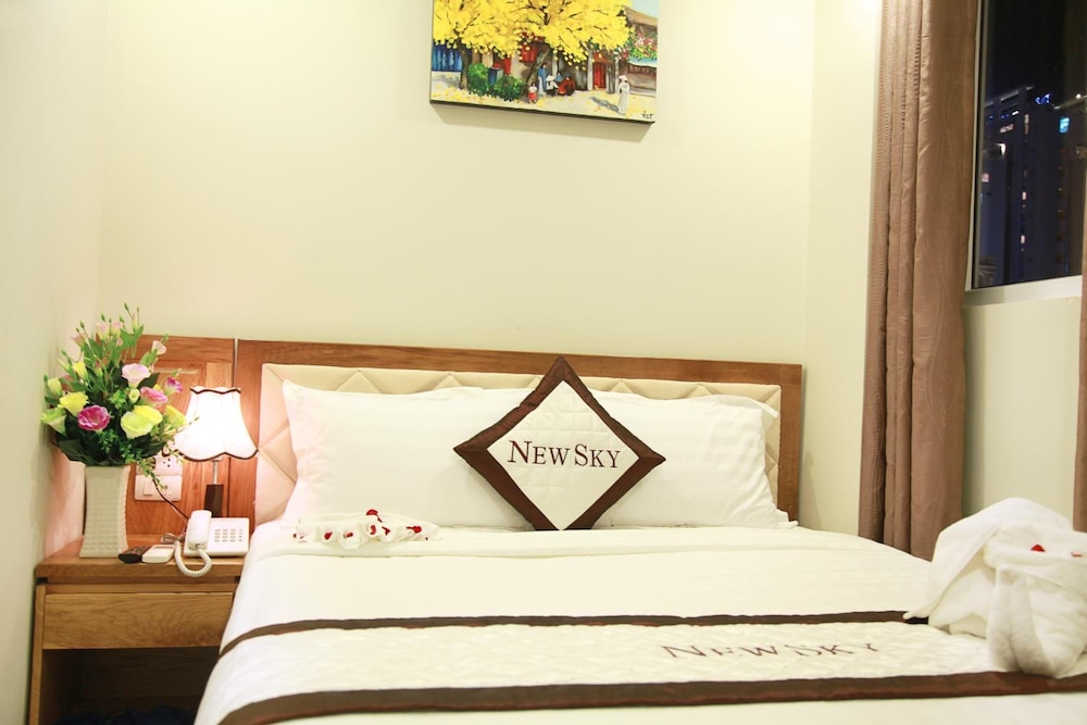 New Sky Hotel 7/41