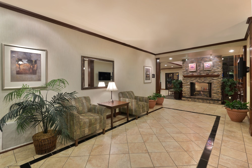 Staybridge Suites Tucson Airport 9/67